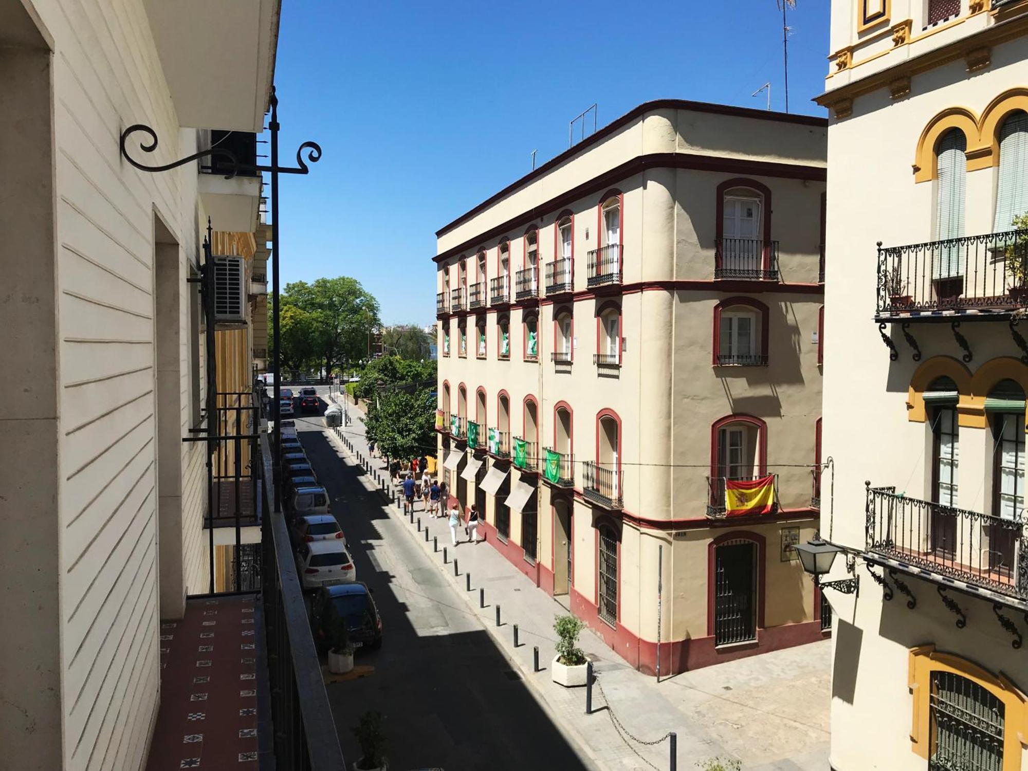 Ad21Sevilla - Suite Exteriör bild
